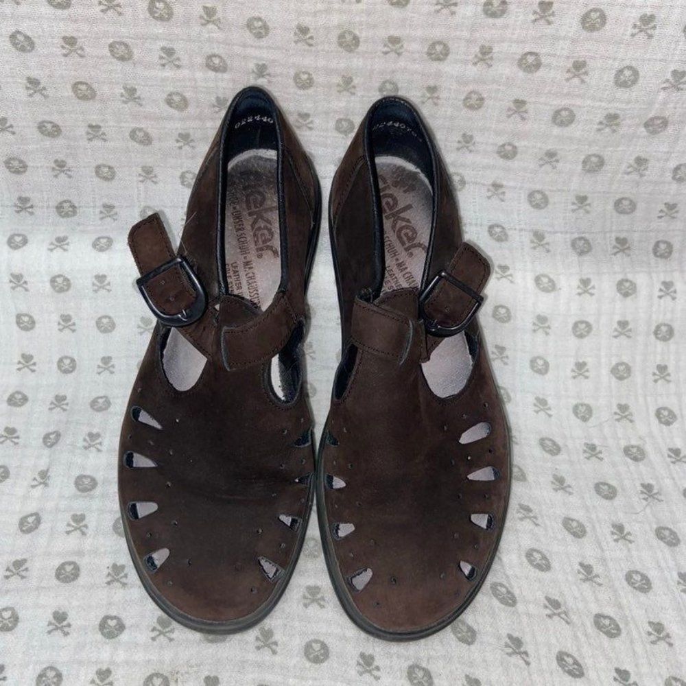 Reiker Brown Leather T Strap AntiStress Shoes Sz 6